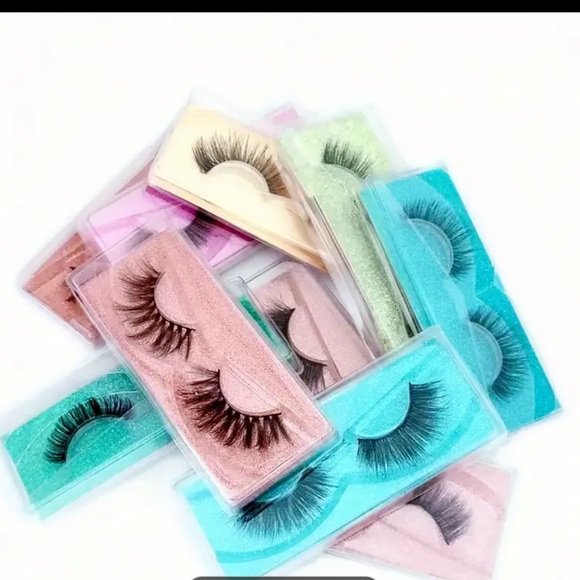 40 pairs of eyelashes - Picture 2 of 7